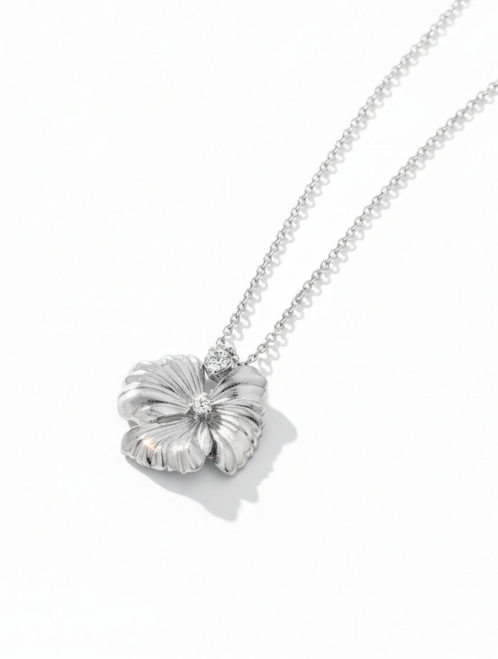 Petals of Radiance: Handcrafted Floral Moissanite & Polki Pendant in 925 Sterling Silver
