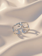Bare Star Open Ring