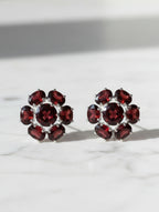 Rhodium Oval and Round garnet Pietra Studs 925 Sterling Silver Earrings For Women
